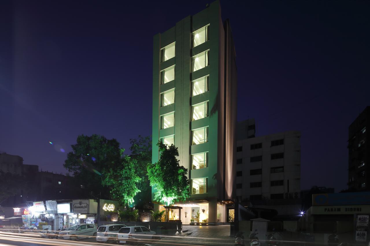 Hotel 440, A Serene Stay Ahmedabad Buitenkant foto